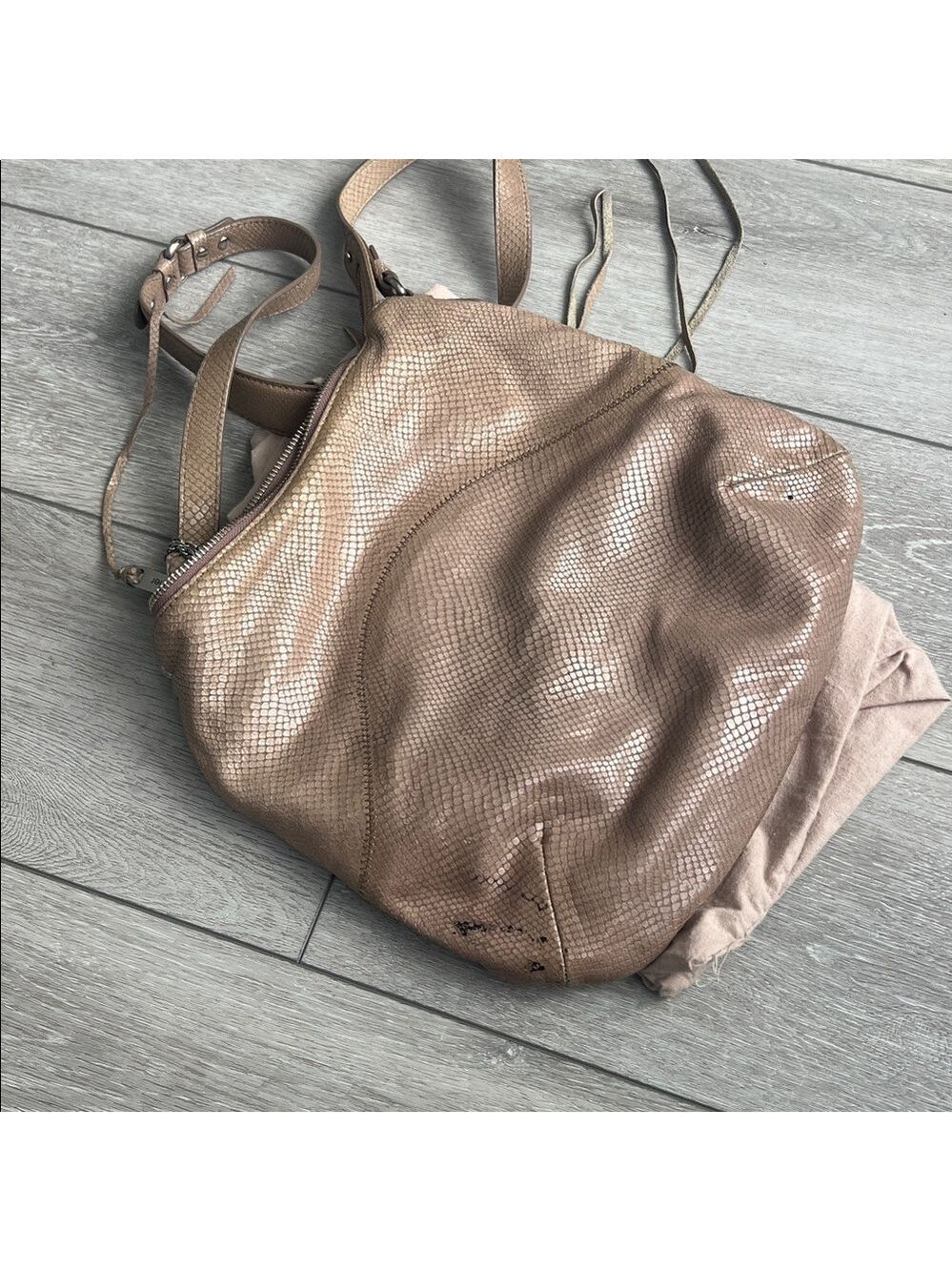 Botkier Beige leather Textured adjustable Shoulder Bag with dust bag - Picture 8 of 8